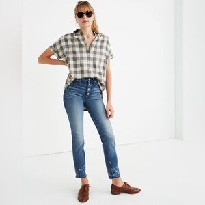 Madewell, size 26,‎ Slim Straight Jeans: Distressed Button-Front Edition